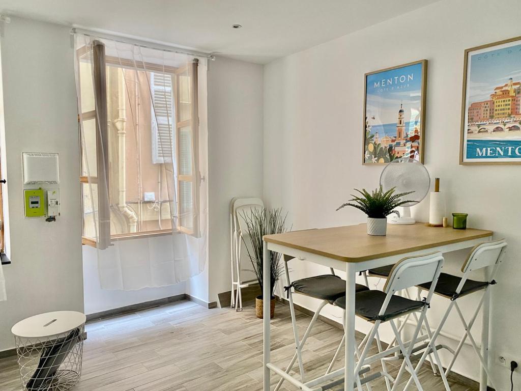 Historical Rue Longue Apartman Menton Kültér fotó